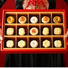 御茶膳房糕點禮盒過節(jié)送禮節(jié)日禮品北京特產(chǎn)點心小吃禮物零食大禮包640g